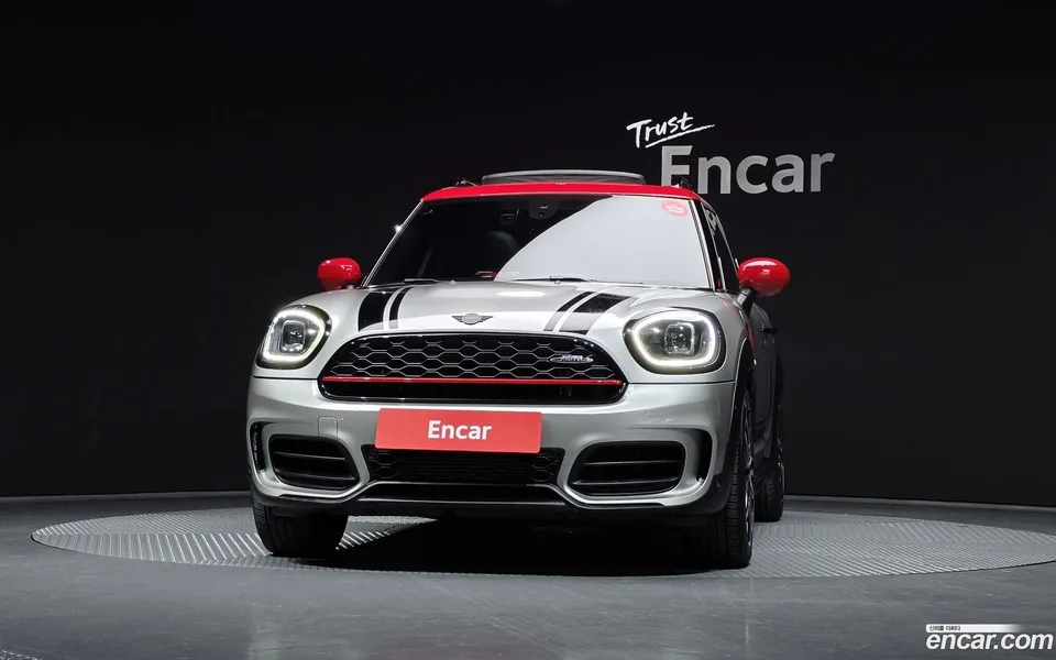 MINI Cooper S Countryman JCW 2023 — миниатюра 3