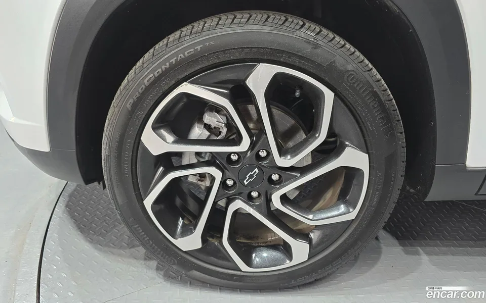 Chevrolet Trax Crossover 1.2 RS 2024 — миниатюра 2