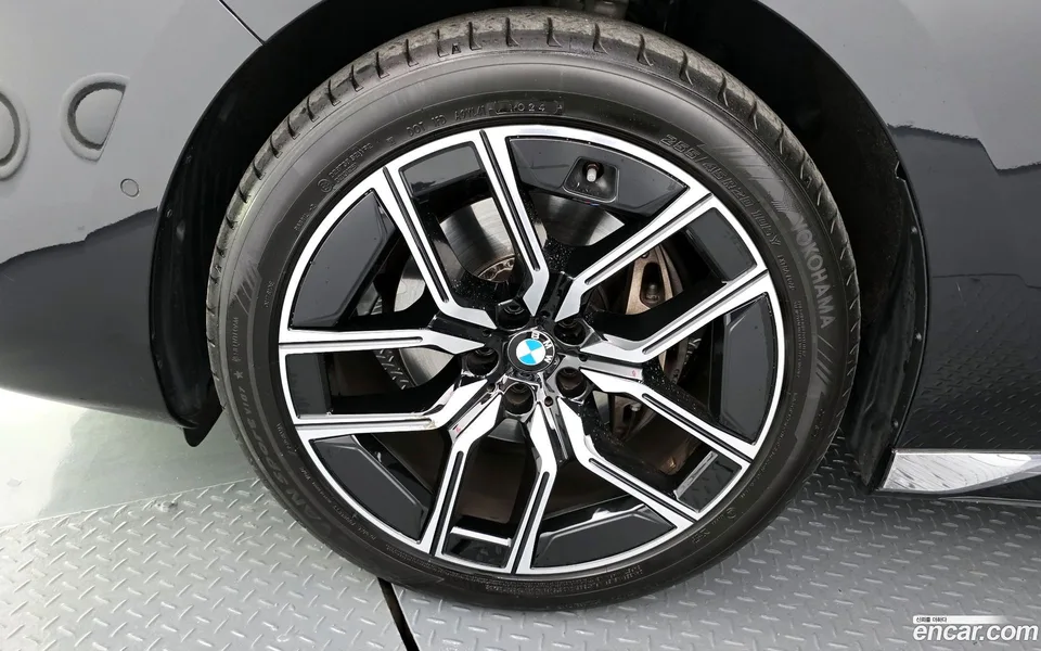 BMW 7 Series 740d xDrive M 2025 — миниатюра 2