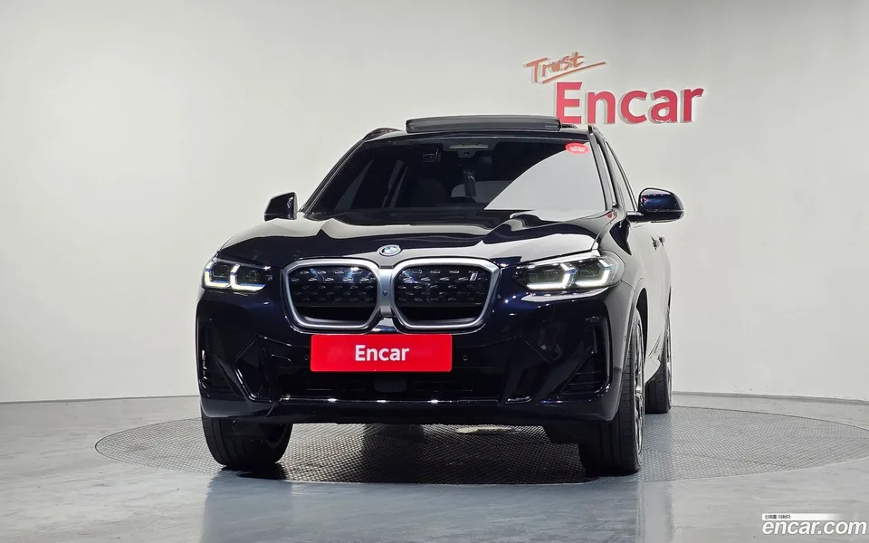 BMW iX3 M 2025 — миниатюра 3