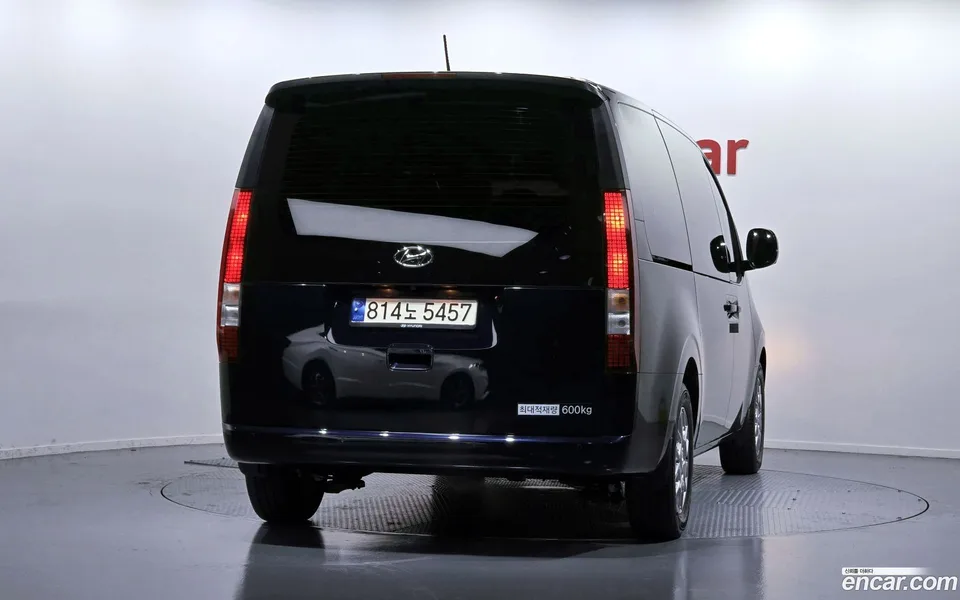 Hyundai Staria L3.5 5 2024 — миниатюра 4