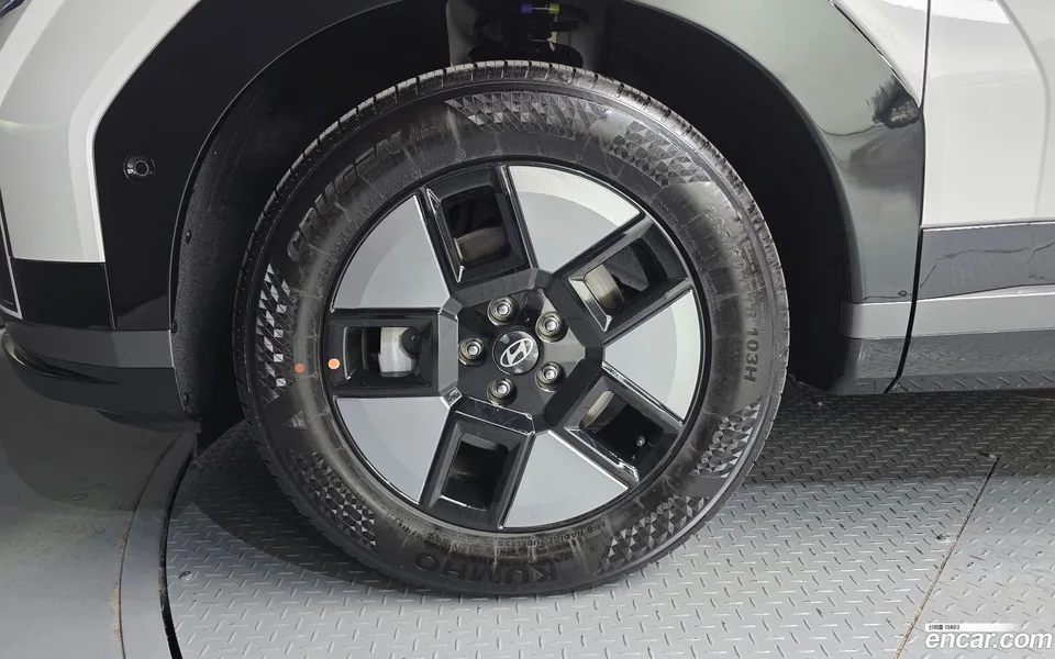 Hyundai SantaFe HEV 1.6 2WD 2023 — миниатюра 2