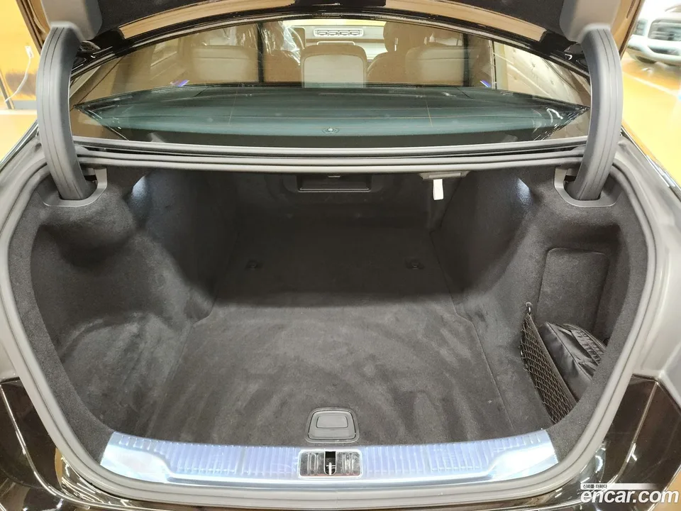 Mercedes-Benz S-Class S350 d 4MATIC 2025 — миниатюра 4