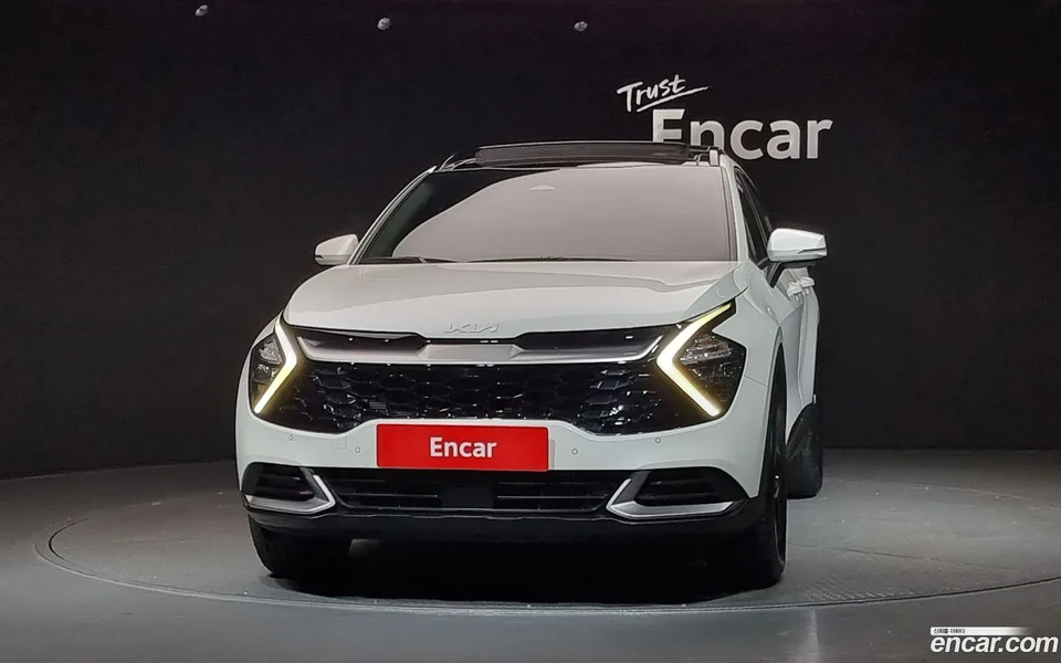 Kia Sportage 1.6 2WD 2022 — миниатюра 3