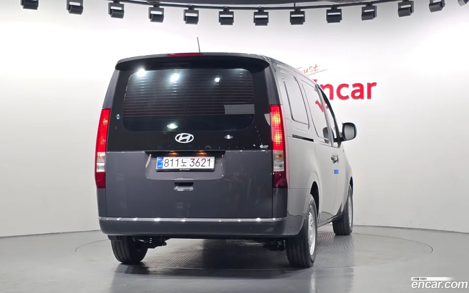 Hyundai Staria 3 2025 — миниатюра 4