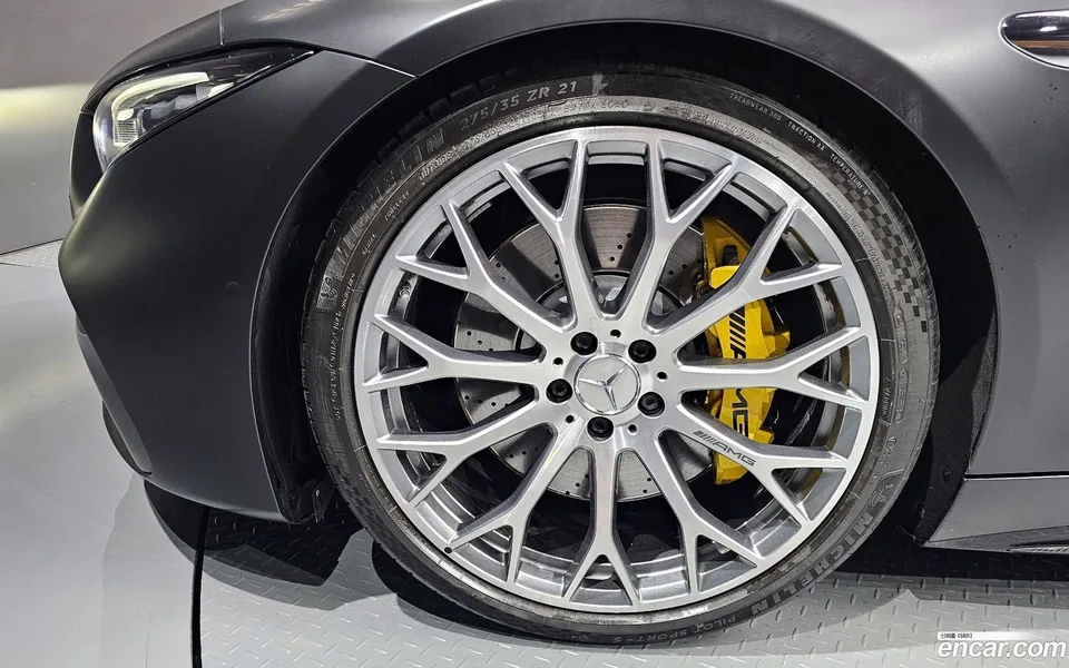 Mercedes-Benz SL-Class AMG SL63 4MATIC+ 2023 — миниатюра 2