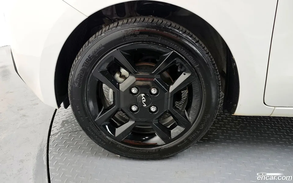 Kia Ray 2023 — thumbnail 2
