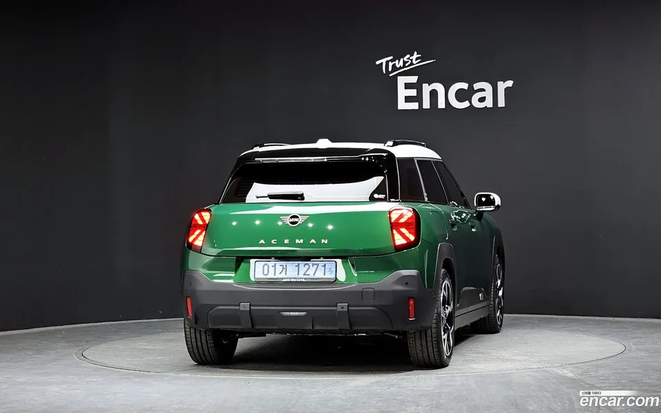 MINI Aceman E 2025 — миниатюра 4