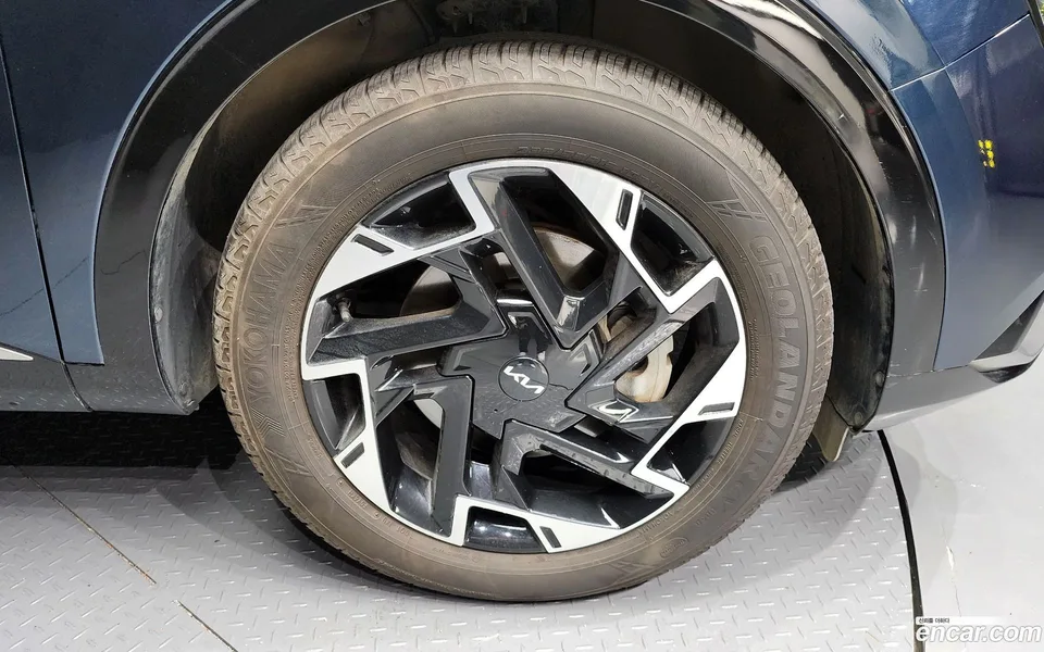 Kia Sportage 1.6 2WD 2022 — миниатюра 2
