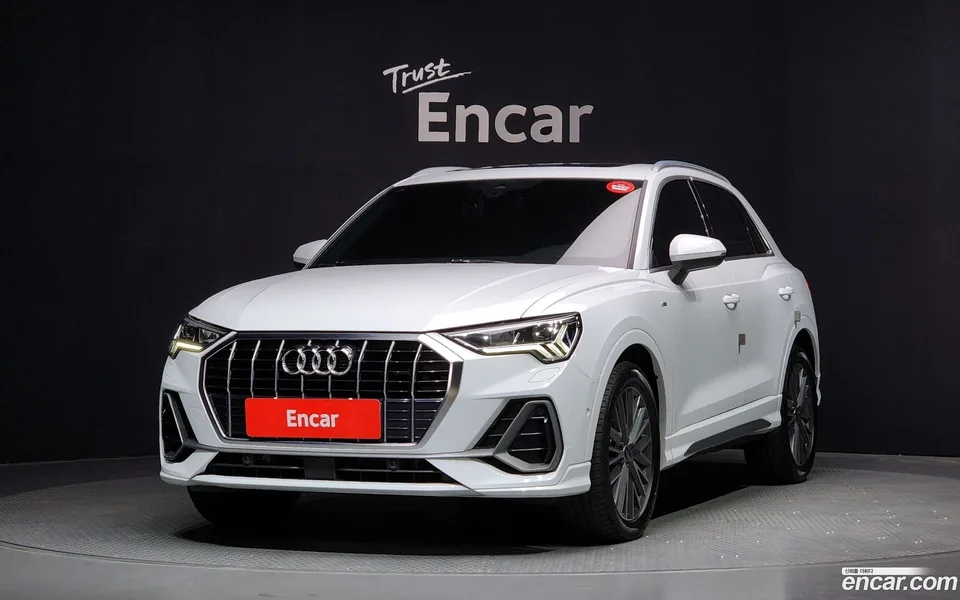 Audi Q3 35 TDI 2022 — фото 1, купить с доставкой в Москву