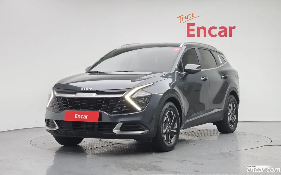 Kia Sportage Hybrid 2WD 2024 — миниатюра 3