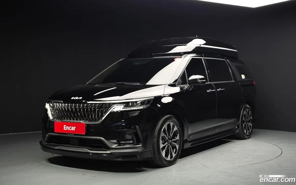 Kia Carnival 9 () 2022 — фото 1, купить с доставкой в Москву