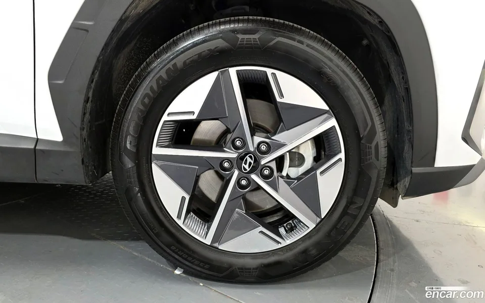 Hyundai Tucson NX4 1.6 2WD 2024 — миниатюра 2