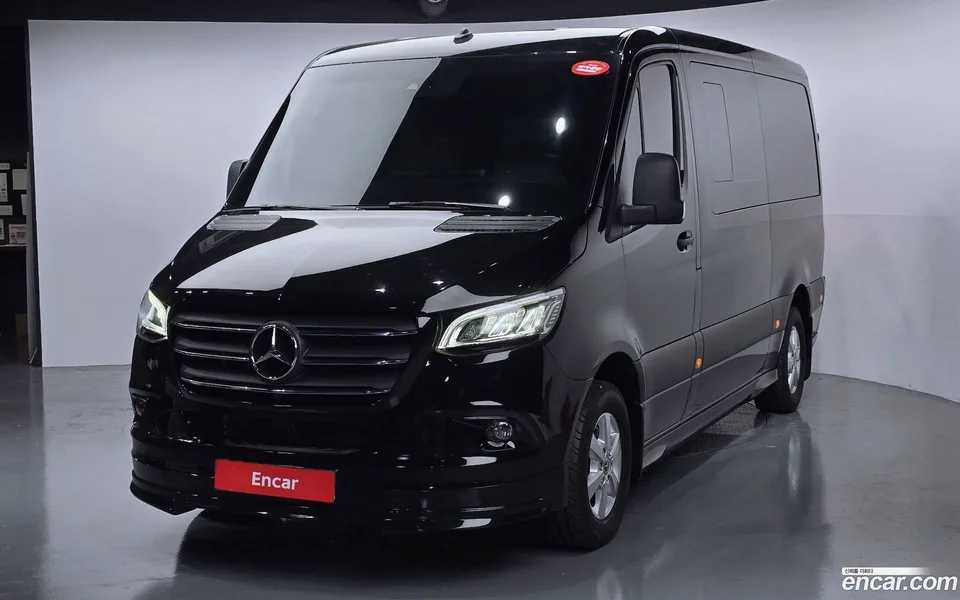 Mercedes-Benz Sprinter 2.0 2023 — фото 1, купить с доставкой в Москву