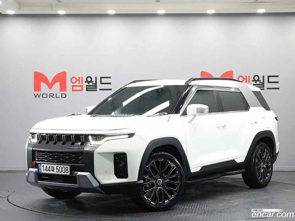 KG Mobility Torres 1.5 2WD 2022 — фото 1, купить с доставкой в Москву