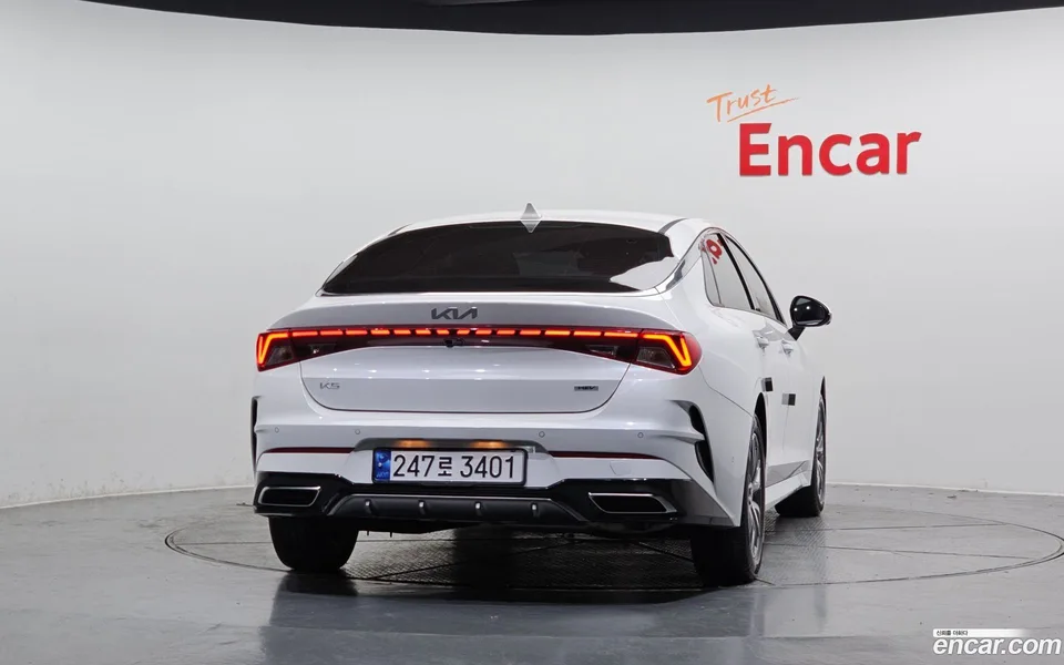 Kia K5 Hybrid 2023 — миниатюра 4