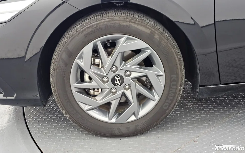 Hyundai Avante CN7 1.6 2025 — миниатюра 5