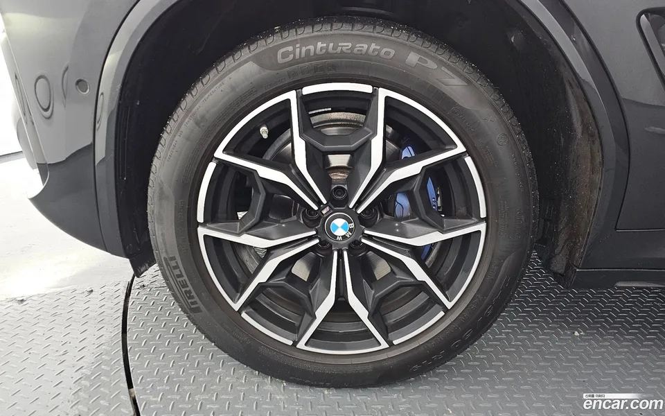 BMW X4 xDrive20i M 2024 — миниатюра 2