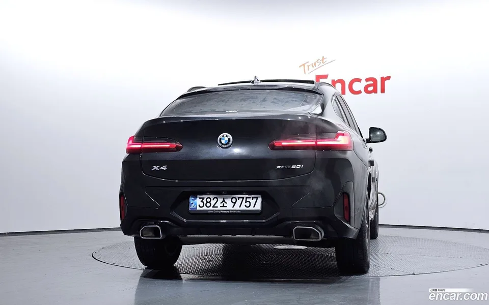 BMW X4 xDrive20i M 2024 — миниатюра 4