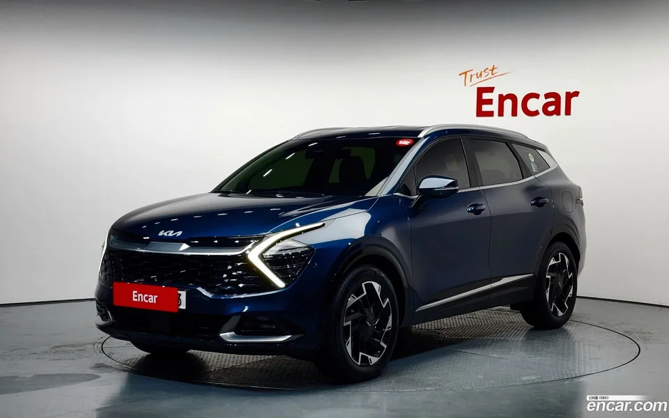 Kia Sportage 2.0 2WD 2022 — фото 1, купить с доставкой в Москву