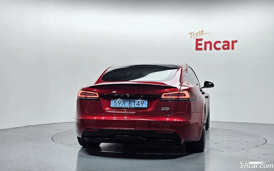 Tesla Model S 2023 — миниатюра 4