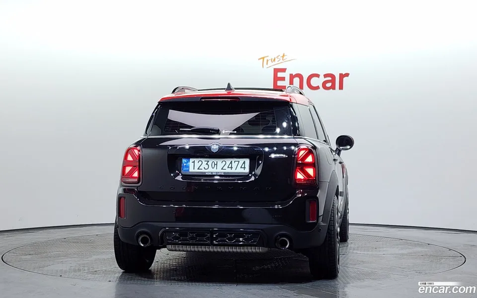 MINI Cooper S Countryman JCW 2022 — миниатюра 4