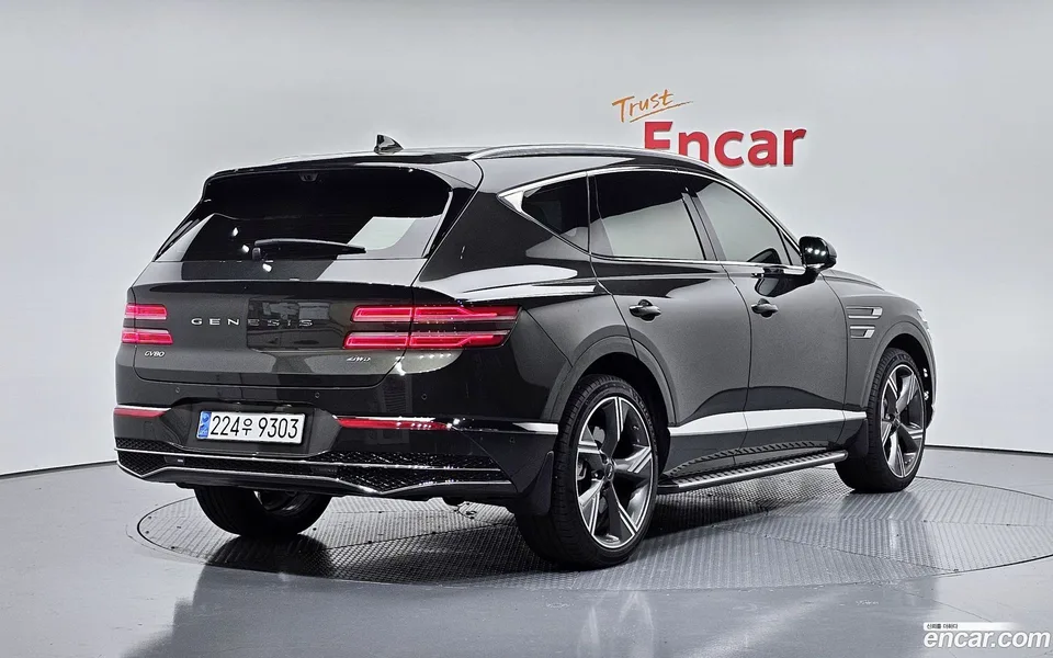 Genesis GV80 2.5T 2WD 2024 — миниатюра 2