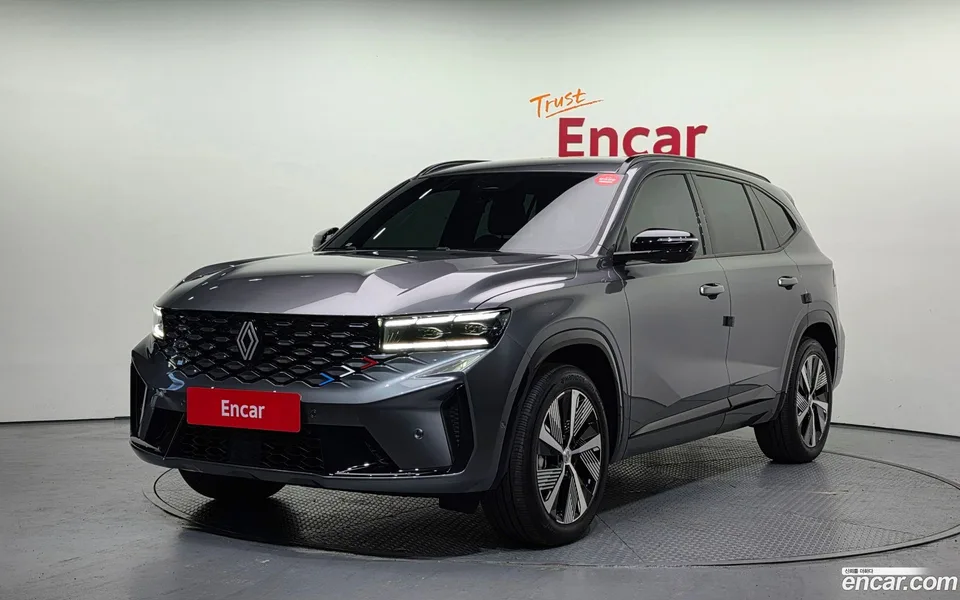 Renault Samsung Grand Koleos 1.5 E-TECH 2WD 2024 — фото 1, купить с доставкой в Москву