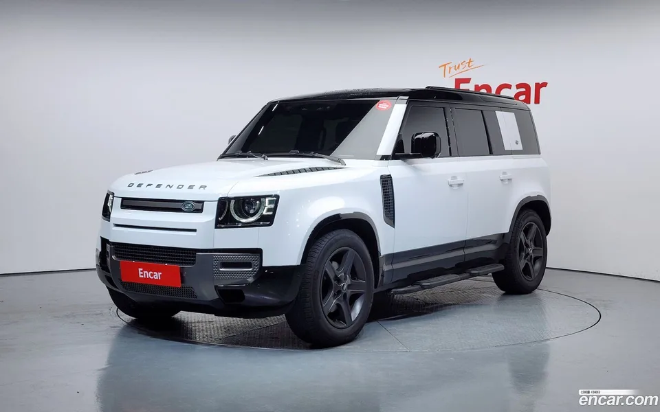 Land Rover Defender 110 P300 X- SE 2024 — фото 1, купить с доставкой в Москву
