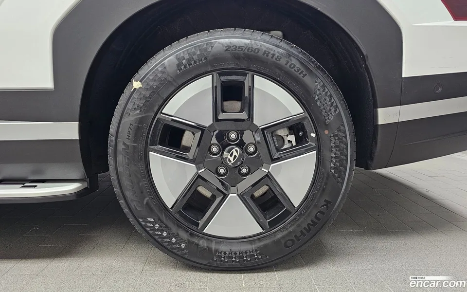 Hyundai SantaFe HEV 1.6 2WD 2023 — миниатюра 2