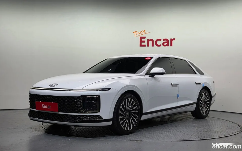Hyundai Grandeur 3.5 2WD 2023 — фото 1, купить с доставкой в Москву