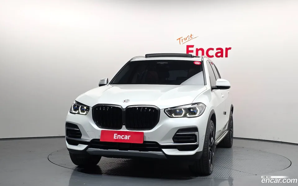 BMW X5 xDrive 40i xLine 2022 — миниатюра 3