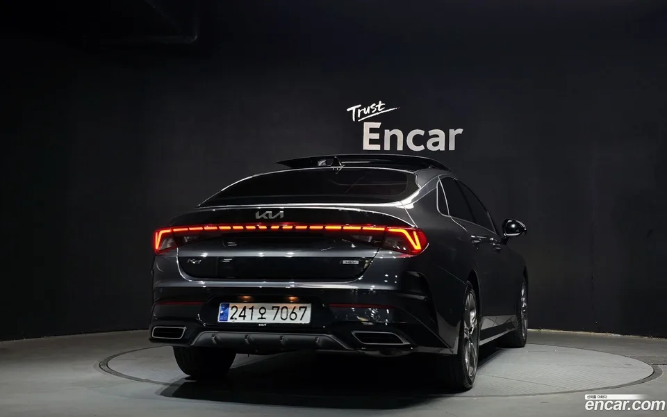 Kia K5 Hybrid 2023 — миниатюра 4