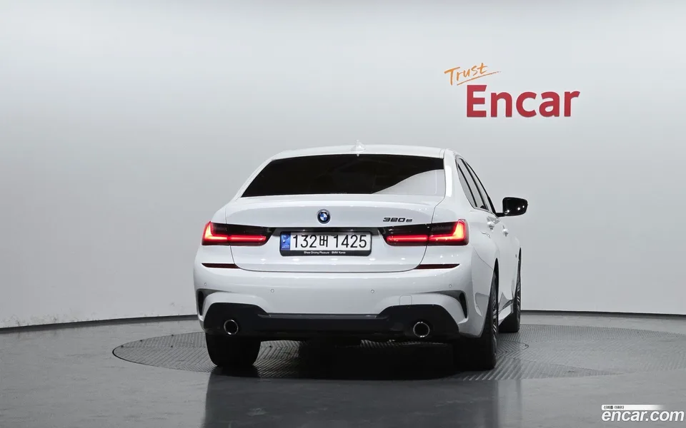 BMW 3 Series 320e M 2022 — миниатюра 4