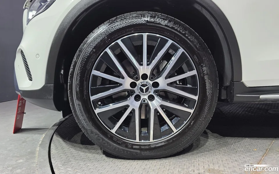 Mercedes-Benz GLC-Class GLC220 d 4MATIC 2022 — миниатюра 2