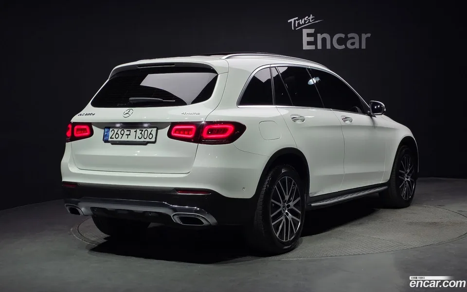 Mercedes-Benz GLC-Class GLC220 d 4MATIC 2022 — фото 1, купить с доставкой в Москву