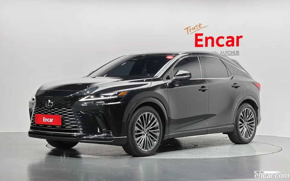 Lexus RX 350h 2023 — фото 1, купить с доставкой в Москву