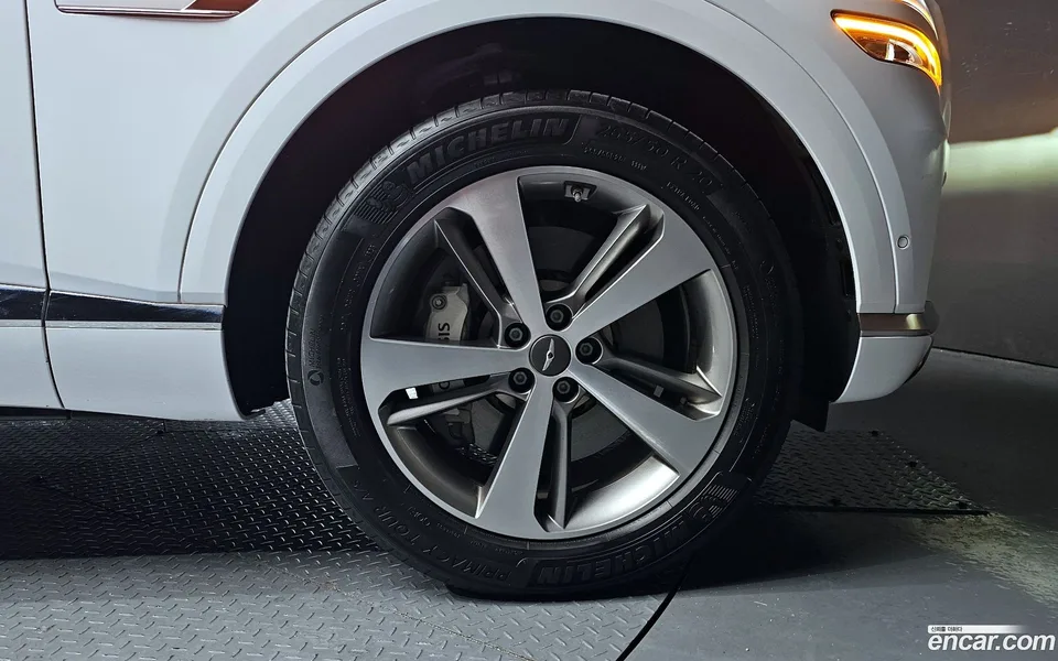 Genesis GV80 2.5T AWD 2023 — thumbnail 2