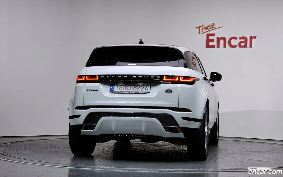 Land Rover Range Rover Evoque P250 R- SE 2022 — миниатюра 4