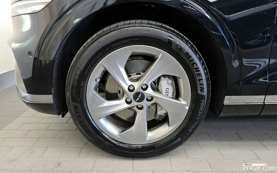 Genesis GV70 2.5T AWD 2024 — миниатюра 2