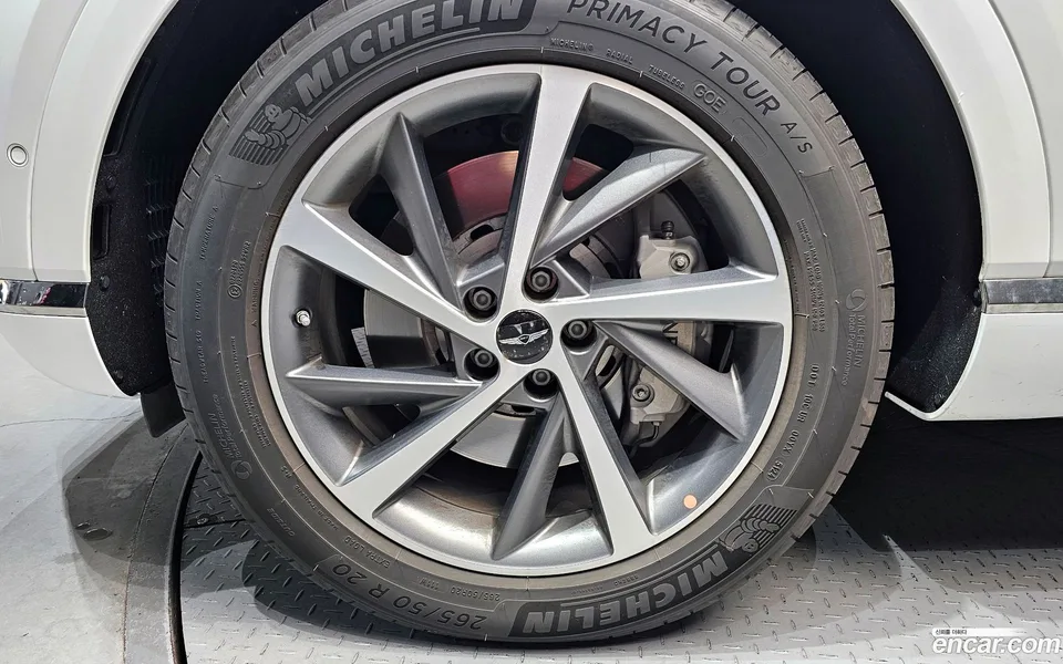 Genesis GV80 2.5T 2WD 2025 — миниатюра 2