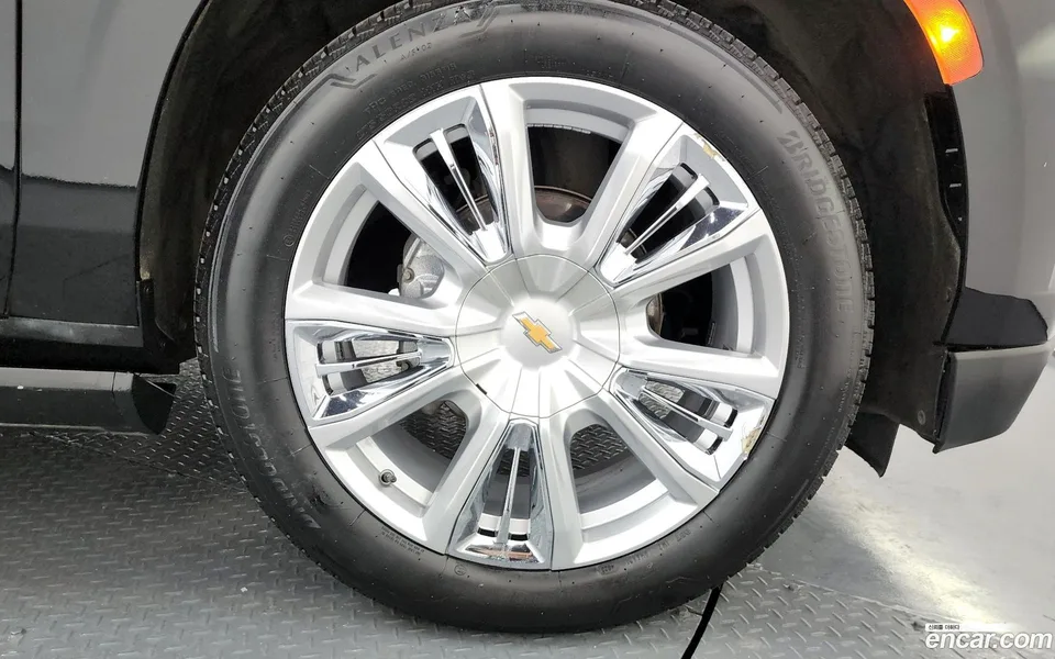 Chevrolet Tahoe 6.2 4WD 2022 — миниатюра 4