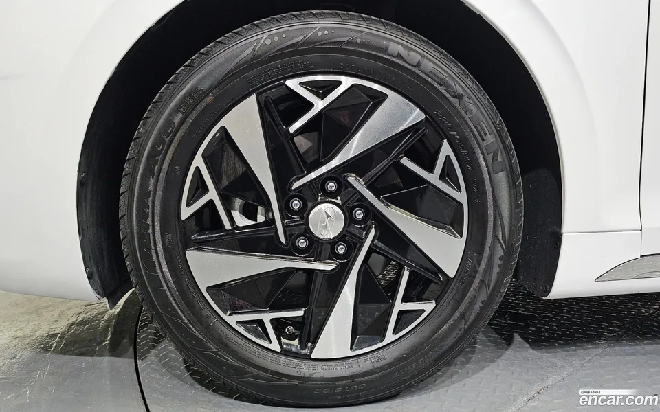 Hyundai Grandeur IG Hybrid 2022 — миниатюра 5