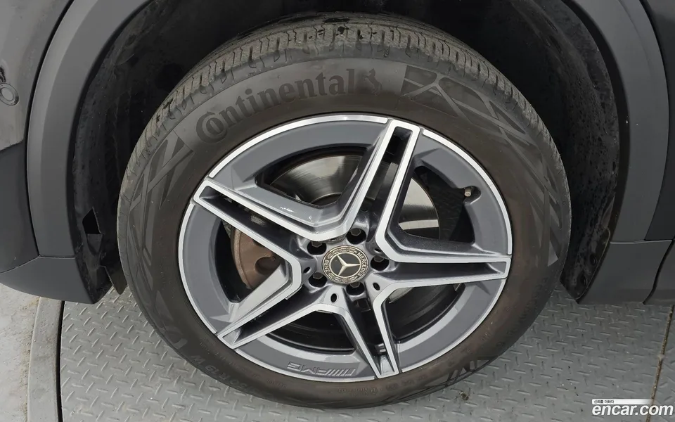 Mercedes-Benz GLA-Class GLA250 4MATIC 2022 — миниатюра 5
