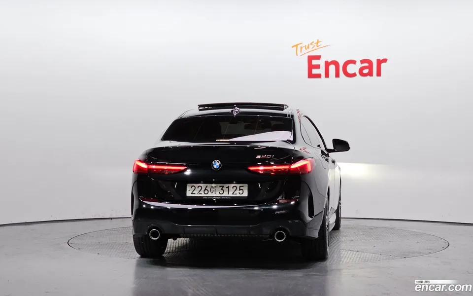 BMW 2 Series Gran Coupe 220i M 2024 — миниатюра 4