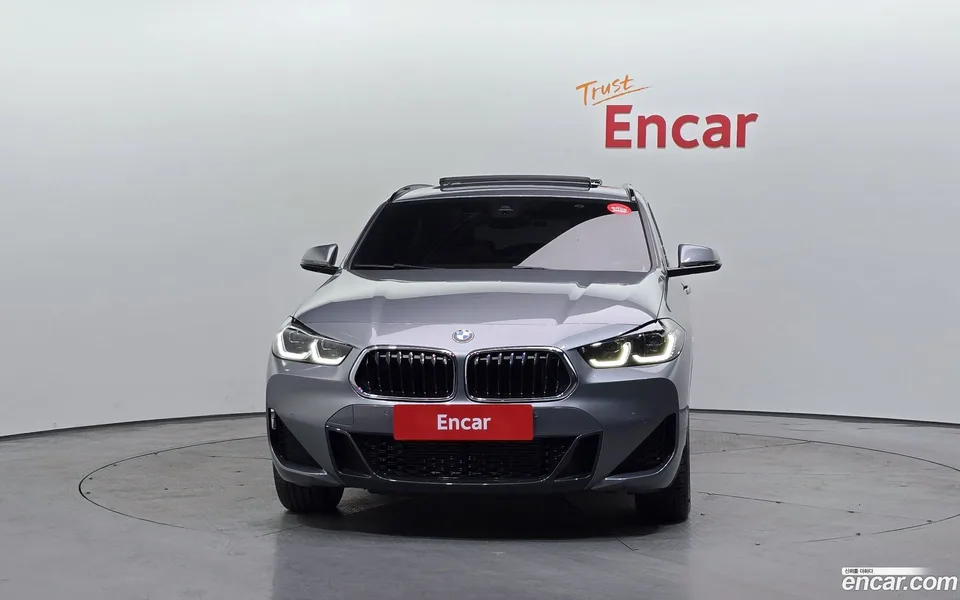 BMW X2 xDrive20i M 2022 — миниатюра 3