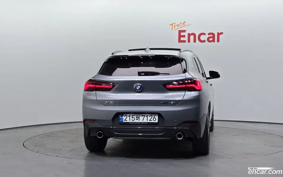 BMW X2 xDrive20i M 2022 — миниатюра 4