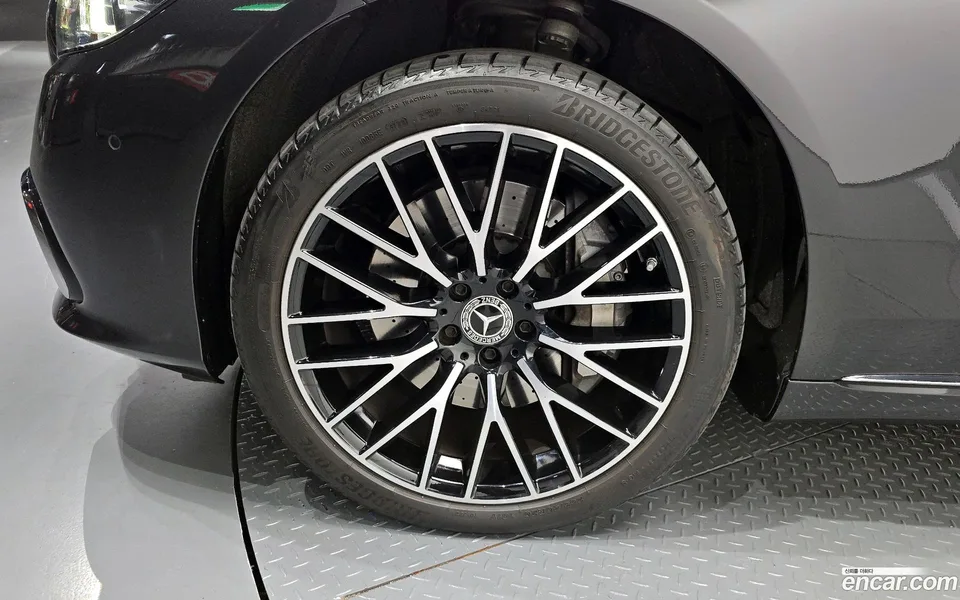 Mercedes-Benz S-Class S580L 4MATIC 2023 — миниатюра 2