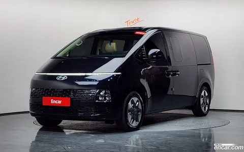 Hyundai Staria 2024 купить в Москве
