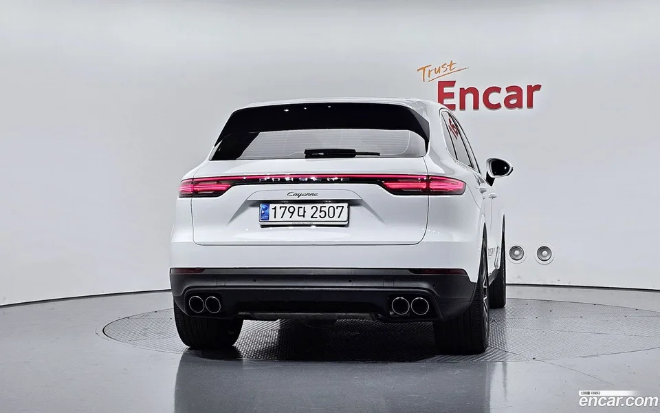 Porsche Cayenne 3.0 2023 — миниатюра 4